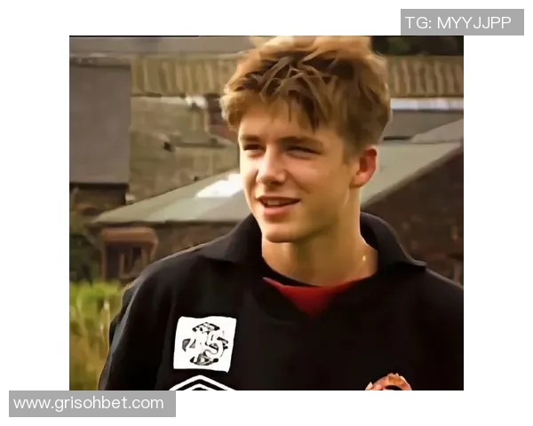 足坛俊男新风潮 足球球星帅哥大解析与魅力揭秘