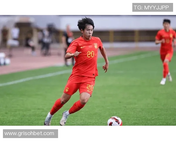 最年轻足球新星横空出世引爆绿茵赛场未来传奇冉冉升起